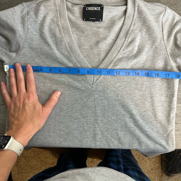 L'Agence Helena V-Neck Sweatshirt Grey Small - Picture 7 of 8